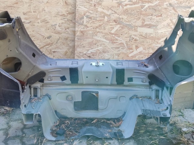 Lancia Delta 2008-2014 Hátfal