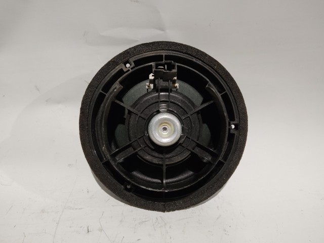 170320 Opel Agila B, Suzuki Splash 2008-2014 hátsó hangszóró