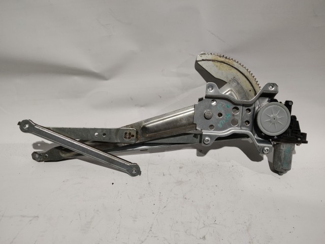 Opel Agila 2008-2014 jobb első elektromos ablakemelő