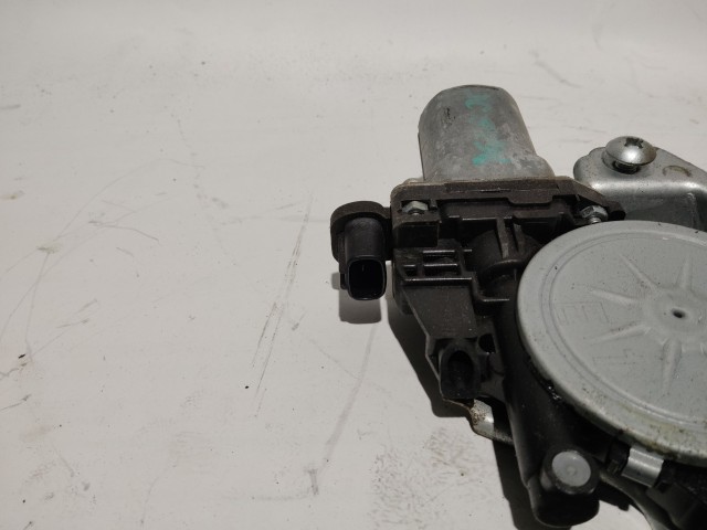 Opel Agila 2008-2014 jobb első elektromos ablakemelő