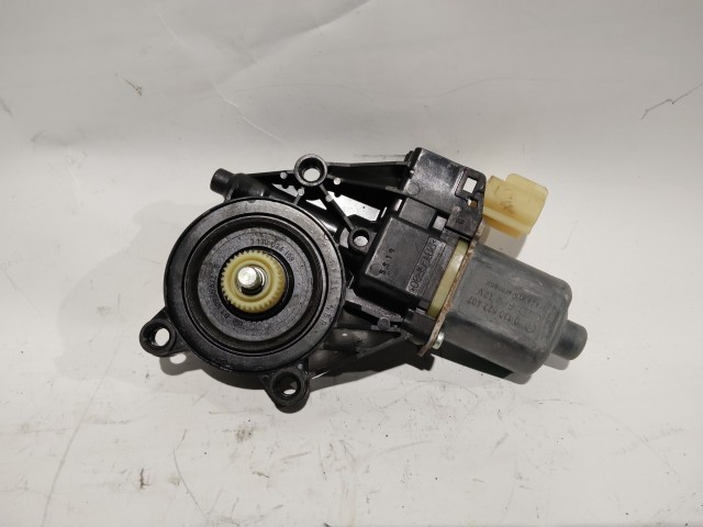 Ford Fiesta jobb első ablakemelő motor 8A61-14553-A , 0130822407