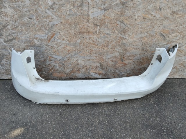147077 Ford Kuga 2008-2012 fehér színű, hátsó lökhárító parkszenzoros helyes 8v41-17900-aw
