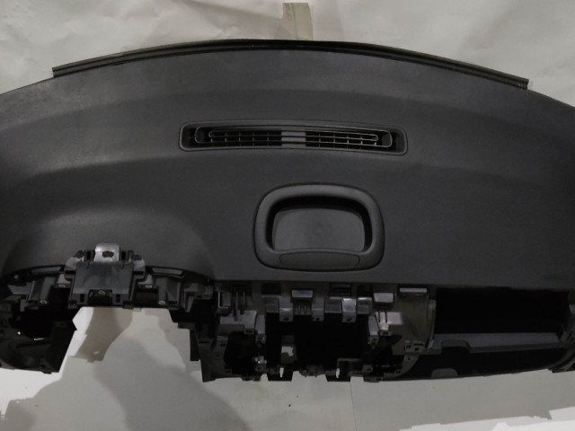 170522 Fiat 500 L 2017-2022 fekete színű Műszerfal párna 