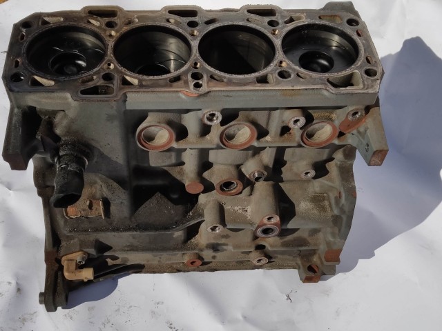 Alfa Romeo 159 2005-2011 1,9 8v Diesel motor, motoralkatrészek 939A7000