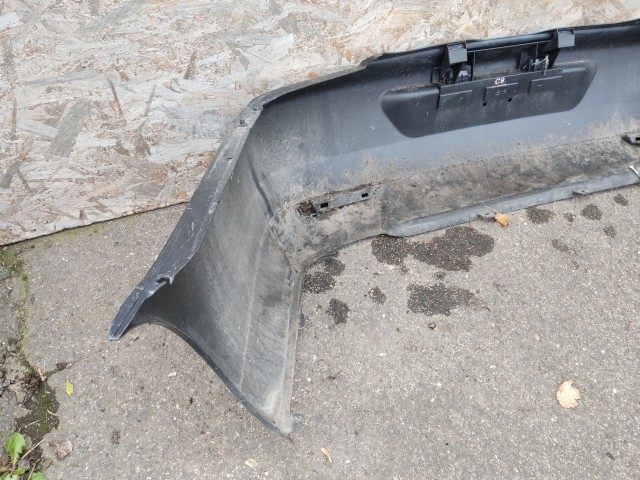 136353 Alfa Romeo 166 1998-2007 hátsó lökhárító a képen látható sérüléssel
