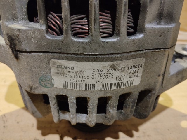 Fiat Croma  2005-2010 1,9 8-16v Diesel Generátor 120A 51793678