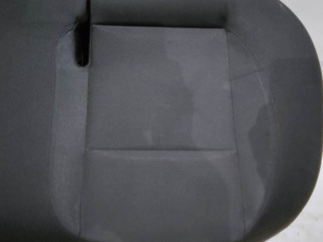 166410 Alfa Romeo Giulietta 2010-2020 hátsó ülés ülőlap, a képen látható sérüléssel