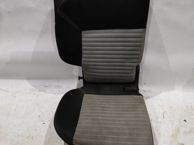 166424 Fiat Fiorino , Qubo 2007-2016 jobb hátsó Ülés, nincs fejtámla!!!!!