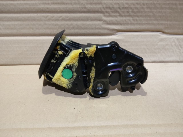 170866 Alfa Romeo MiTo 2008-2018 Ülés Használt Bal hátsó ülés nyitó 