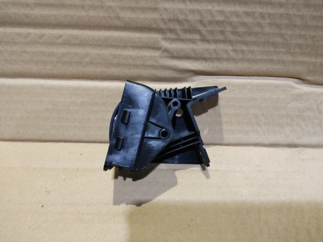 170870 Fiat Grande Punto  2005-2009 Ülés Használt Bal hátsó ülés nyitó 