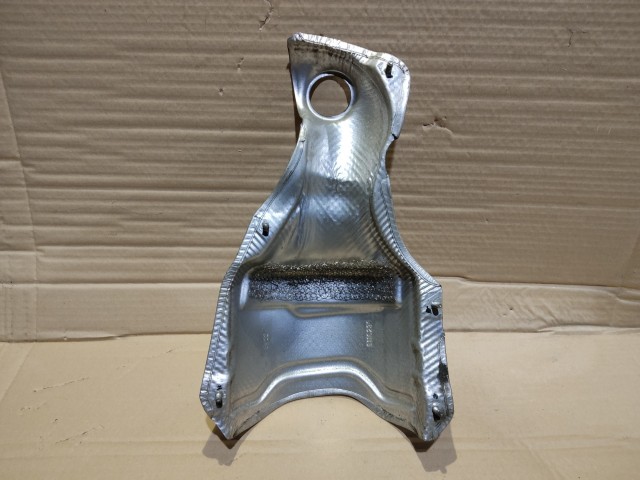 Fiat Punto Evo 2009-2011 Kipufogó hővédő lemez Használt  