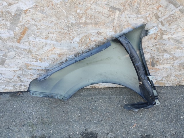 172854 Ford Ecosport 2012-2017 fekete színű jobb első sárvédő