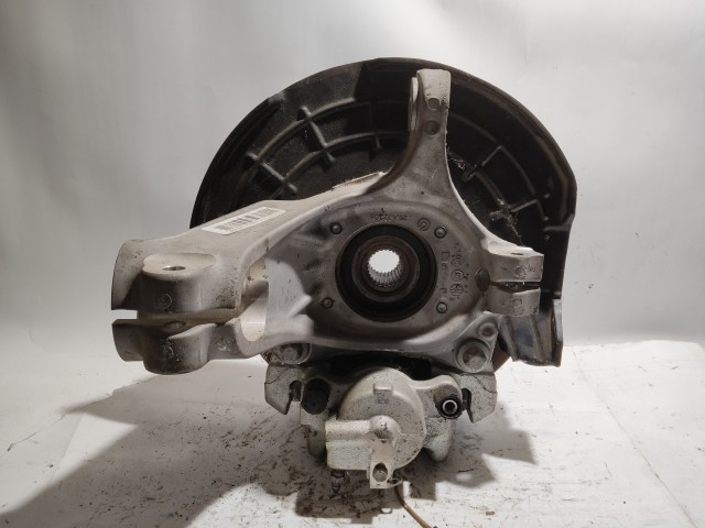 167684 Alfa Romeo Giulietta 27 fogas jobb első csonkállvány (kerékagy) 50514556