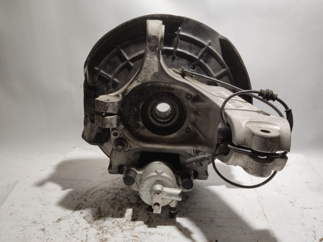 167688 Alfa Romeo Giulietta 27 fogas bal első csonkállvány (kerékagy) 50514553