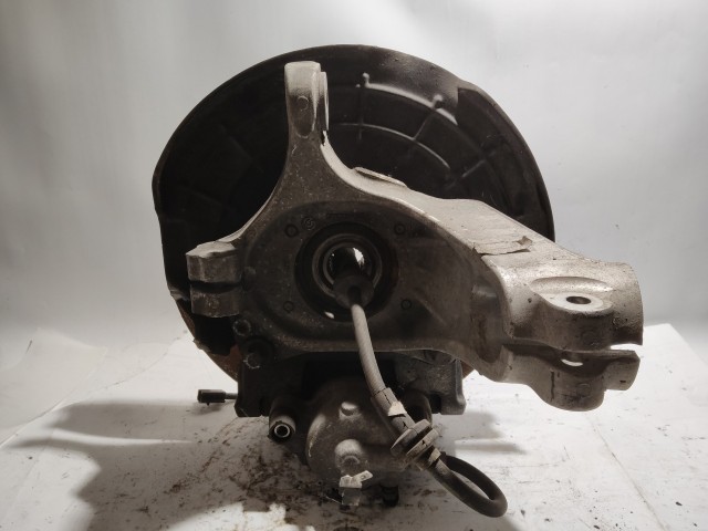 167690 Alfa Romeo Giulietta 27 fogas bal első csonkállvány (kerékagy) 50514553