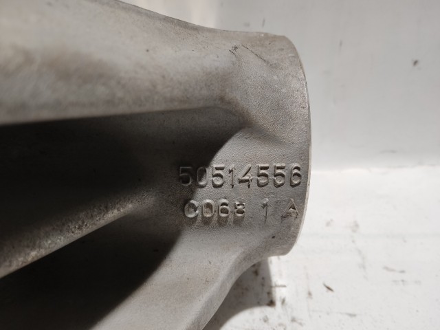 167691 Alfa Romeo Giulietta jobb első csonkállvány  50514556