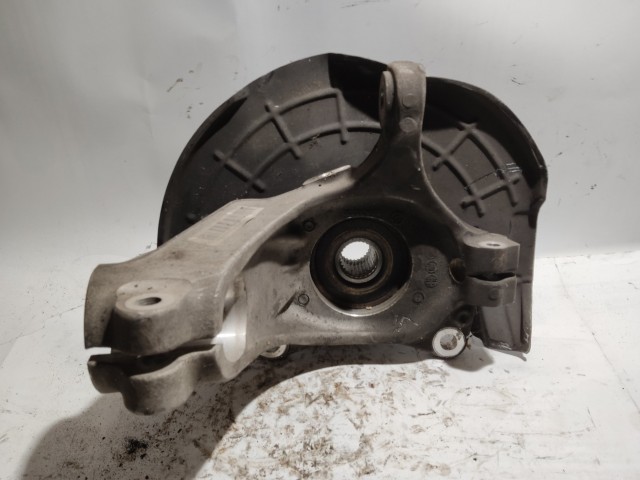 167695 Alfa Romeo Giulietta 27 fogas jobb első csonkállvány (kerékagy) 50514556