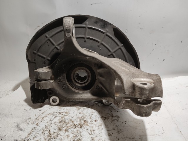 167698 Alfa Romeo Giulietta 27 fogas bal első csonkállvány (kerékagy) 50514553