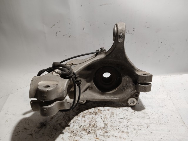 167703 Alfa Romeo Giulietta 27 fogas jobb első csonkállvány (kerékagy) 50514556