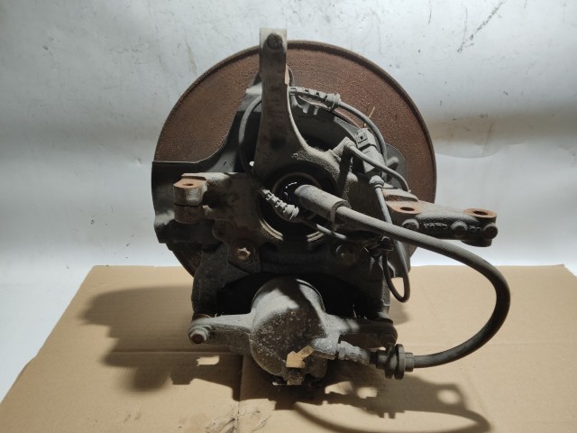 167718 Alfa Romeo MiTo bal első csonkállvány, kerékagy 25 bordás