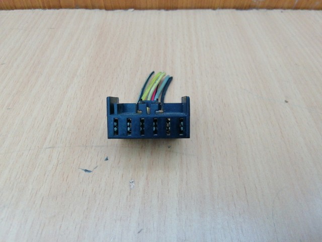 53498 Alfa Romeo 156 1997-2005 első ablaktörlő motor Elektromos csatlakozó