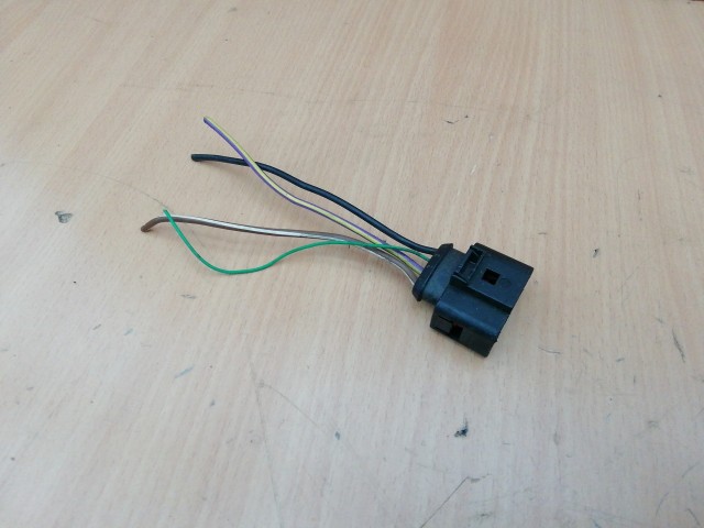 Lancia Ypsilon II.  2003-2011 2003-2011 Elektromos csatlakozó Használt Ablaktörlő motor első