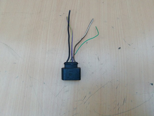 Lancia Ypsilon II.  2003-2011 2003-2011 Elektromos csatlakozó Használt Ablaktörlő motor első