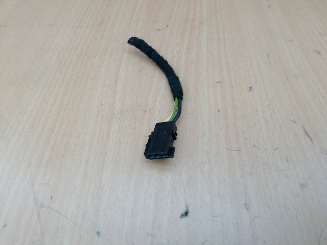 91651 Alfa Romeo Giulietta hátsó Ablaktörlő motor Elektromos csatlakozó 50509441