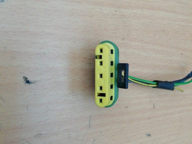 Fiat 500 2007-2015 Elektromos csatlakozó Használt Hátsó lámpa