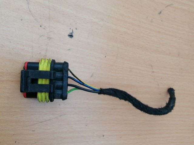 Fiat Bravo 2007-2014 2007-2014 Elektromos csatlakozó Használt Hátsó lámpa