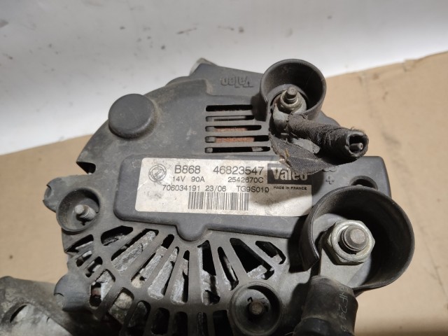 Peugeot, Citroen, Opel, Suzuki 1,3 16v Diesel generátor 90A 46823547 