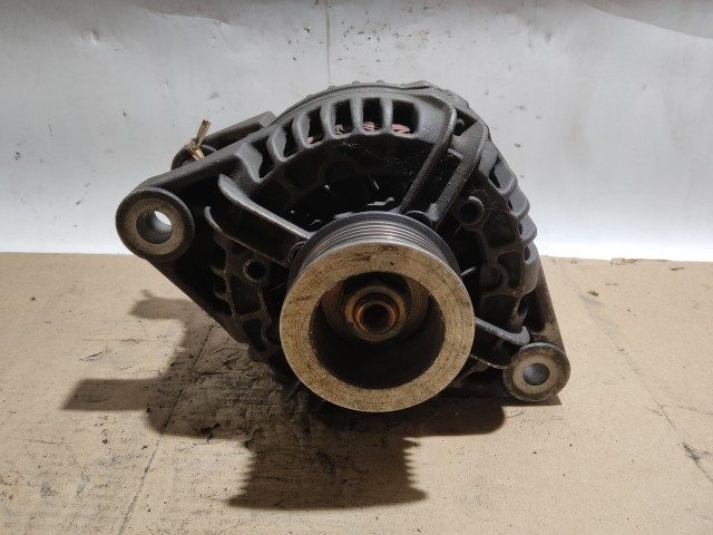 Alfa Romeo 147 1,6-2,0 16v generátor 105A 0124415015 , 46769369  Csaapágyas, ALKATRÉSZNEK!!!!