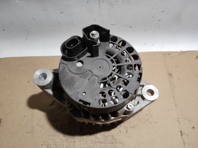 Alfa Romeo Giulietta 1,6-2,0 16v Diesel Generátor 120A 51884351 