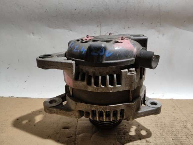 169304 Alfa Romeo 159, Brera, Spider 2,4 20v Diesel Generátor 150A 50500728 a képen látható sérüléssel