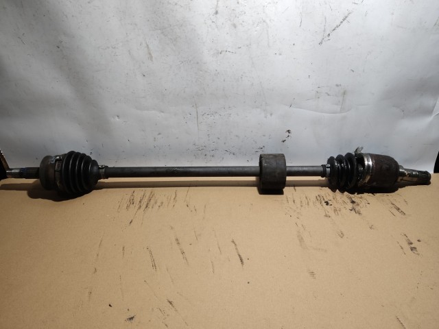 169696 Fiat 500 1,2 8v benzin jobb első féltengely, belső gumiharang szakadt!!! 