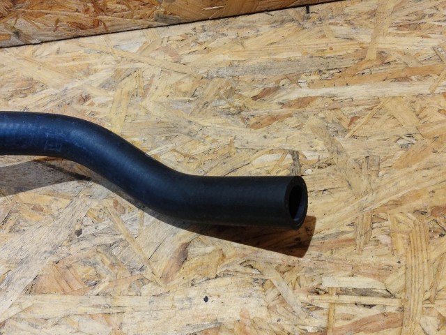 Fiat 500 utángyártott új , vízcső a fűtőradiátorhoz 51764961