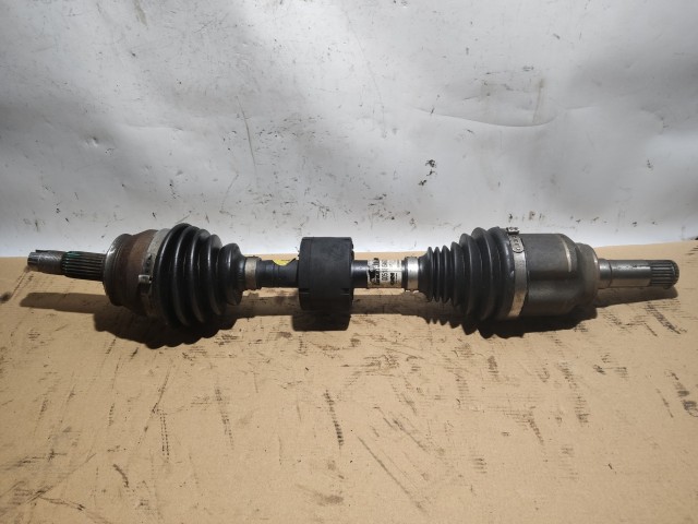 Fiat Linea 2007-2017 1,6 16v benzin, bal első féltengely automata váltós