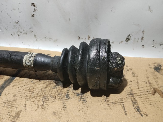 Fiat Stilo 2001-2006 1,6 16v benzin bal első féltengely, belső kehely nélkül!!!!!