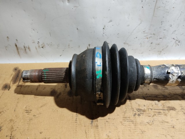 Fiat Stilo 2001-2007 1,8 16v benzin jobb első féltengely 