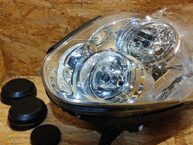 Fiat Doblo III. 2009-2015 utángyártott új, jobb első fényszóró Ayfar 51810671