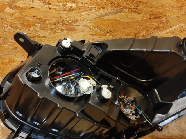 Fiat Doblo III. 2009-2015 utángyártott új, jobb első fényszóró Ayfar 51810671