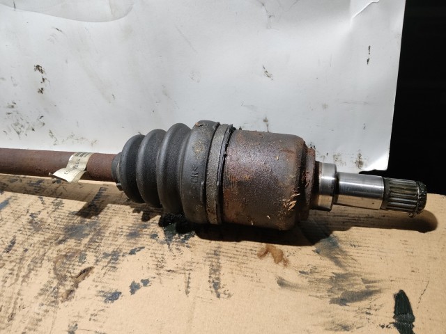 Fiat Doblo 2005-2009 1,4 8v benzin jobb első féltengely