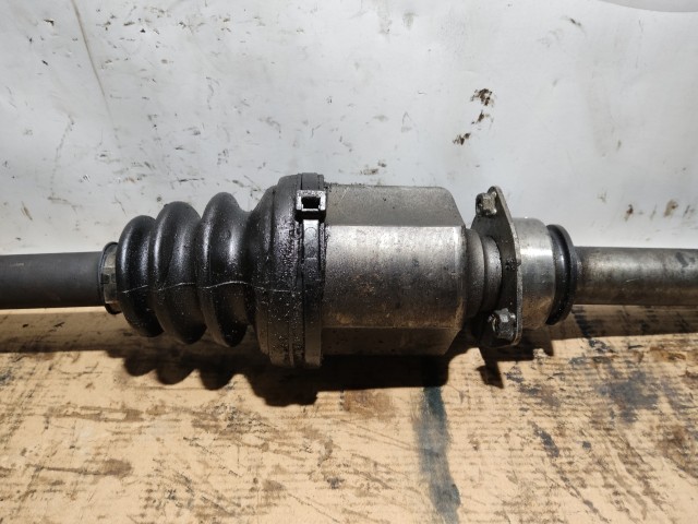 Fiat Doblo 2005-2009  1,3-16v 1,9 8v Diesel jobb első féltengely 