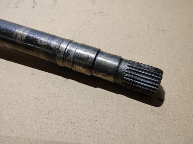 Fiat Doblo 2005-2009  1,3-16v 1,9 8v Diesel jobb első féltengely 