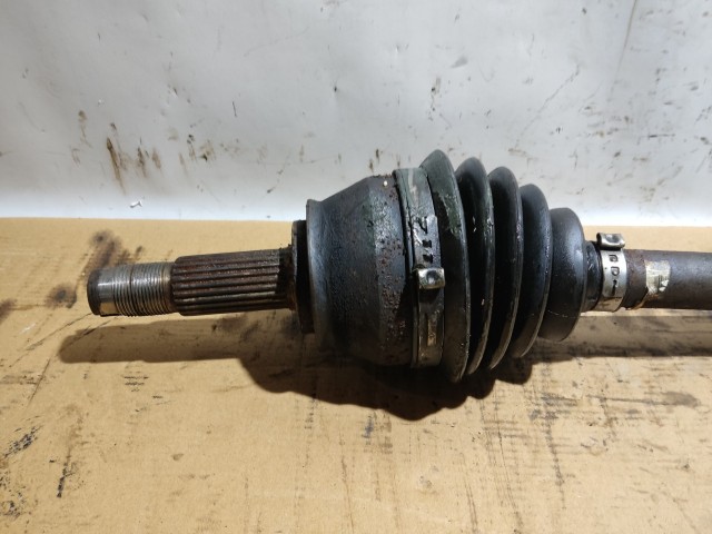 Fiat Doblo 2005-2009 1,3-16v 1,9 8v Diesel jobb első féltengely, belső kehely  nélkül!!!!!