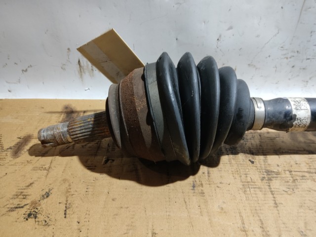 Alfa Romeo Giulietta 1750 16v Tbi bal első féltengely 50522038