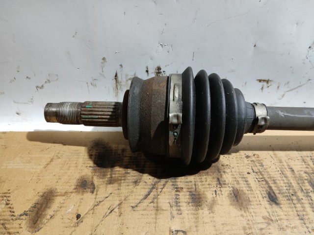 Fiat Panda II.  2003-2012 jobb első féltengely 22 bordás