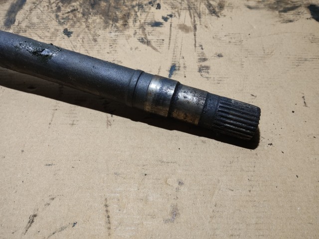 Fiat Barchetta 1995-2004 1,8 16v benzin jobb első féltengely, nem Abs-s kivitel!!!!