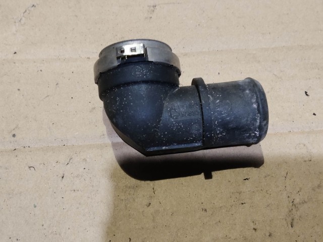 Alfa Romeo 147 , 156 1,6 16v benzin vízcső csonk 60685104