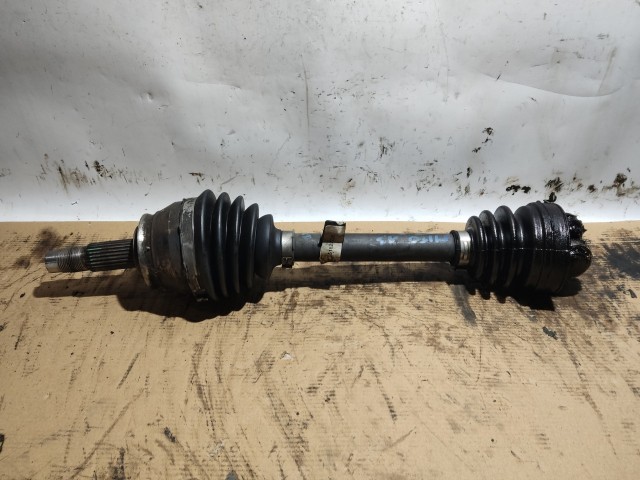 174587 Alfa Romeo MiTo 2008-2018 1,3 16v Diesel jobb első féltengely, belső kehely nélkűl 85-95 Le 25 bordás